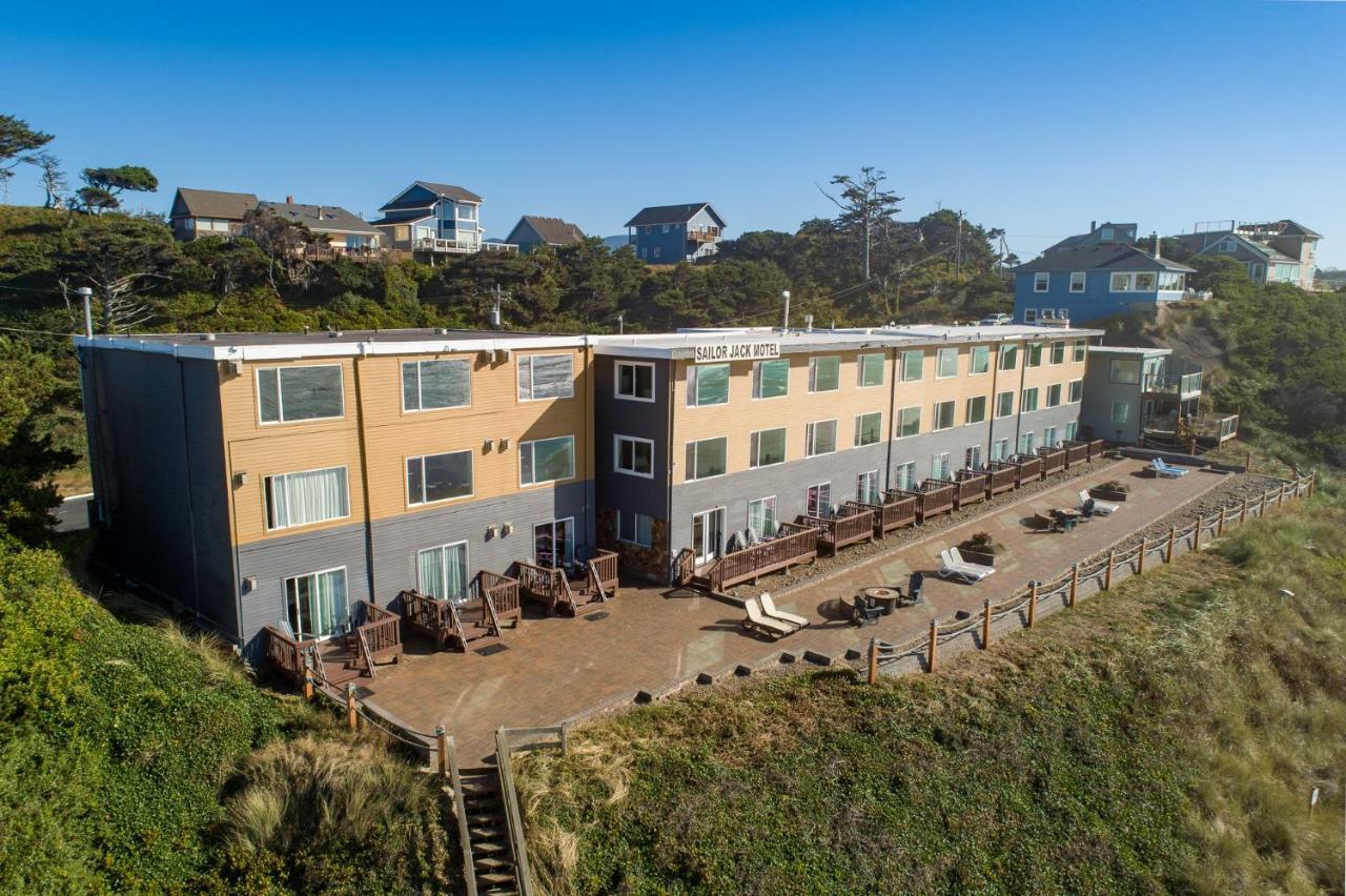 Sailor Jack Oceanfront Motel Lincoln City Exterior photo